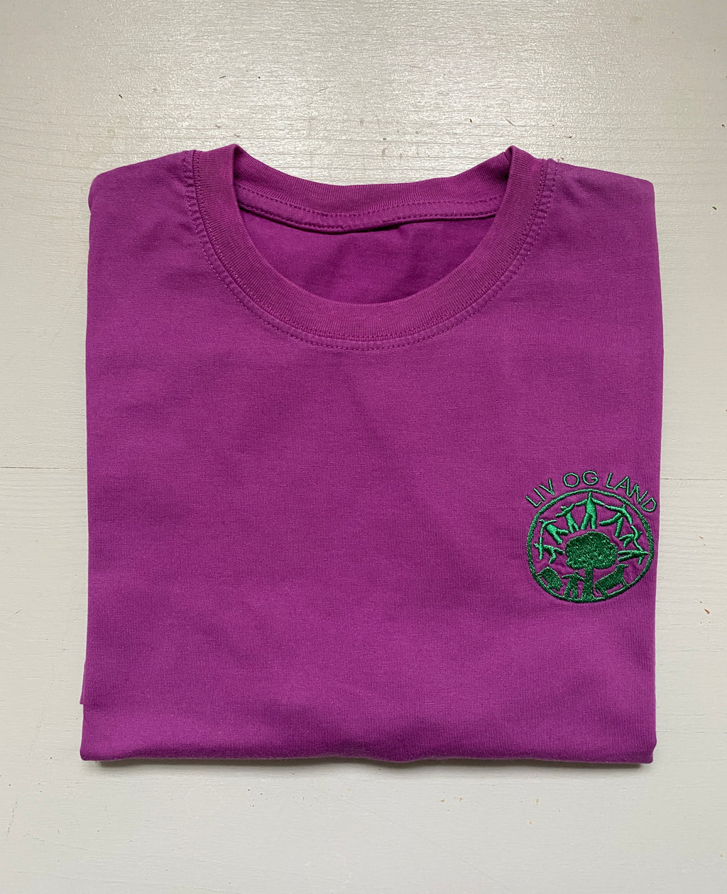 Nr. 5 Liv og land t-shirt - unisex Fuchsia str M