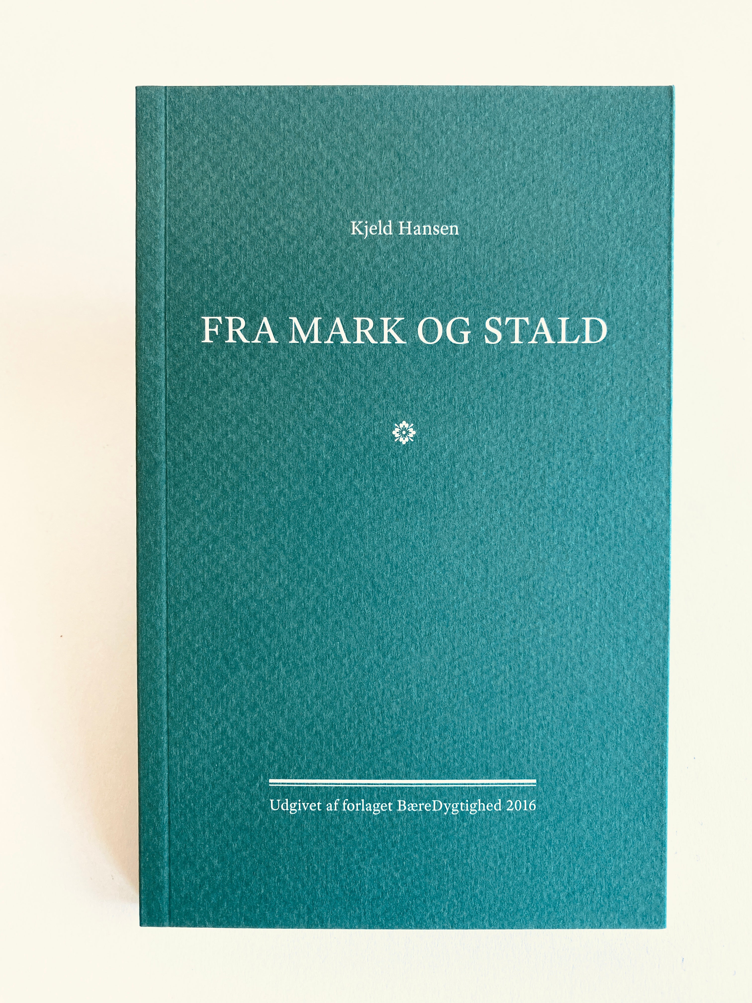 Ekstraordinært medlemsskab incl. bogen "Fra Mark Og Stald" af Kjeld Hansen